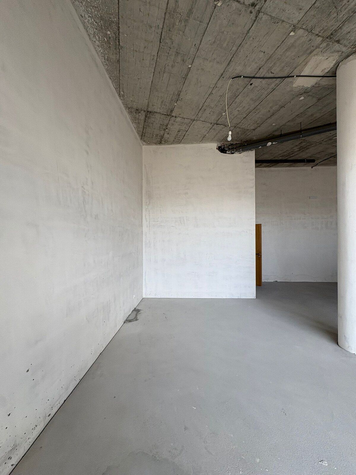 Loja convertida em habitação, antes da obra (2)